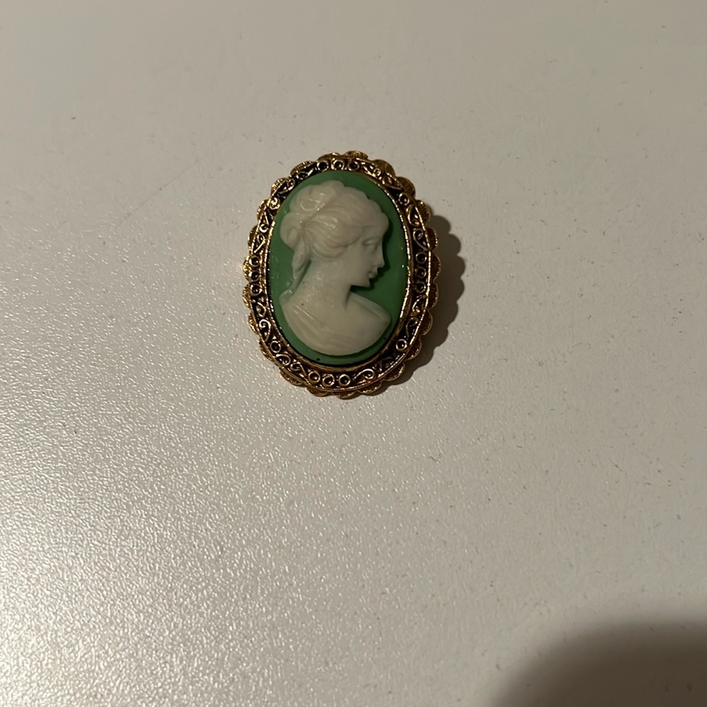 Vintage pin brooch